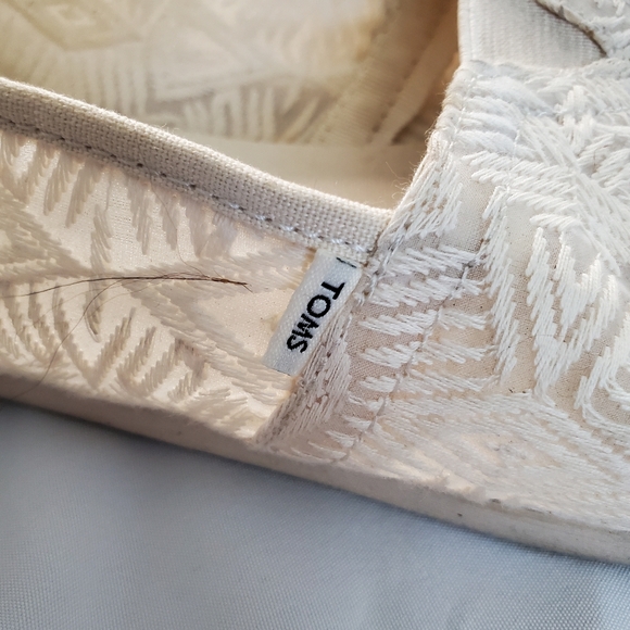 Toms shoes - Picture 4 of 4